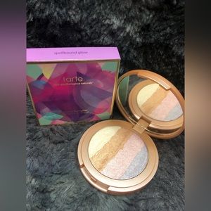 NIB- tarte Rainbow Highlighter